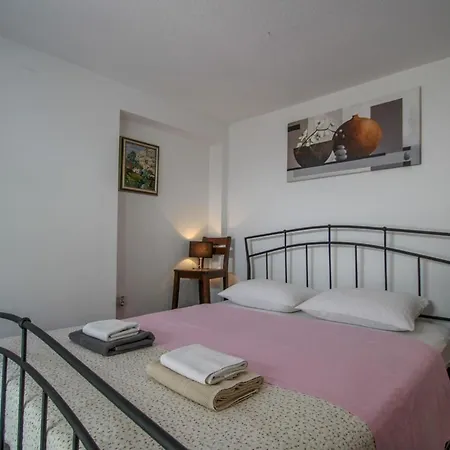 Guest house Carla 3*