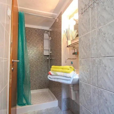 Carla Guest house 3*