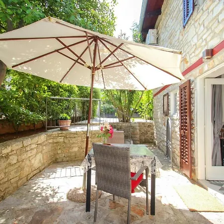Guest house Carla Novigrad (Istria)