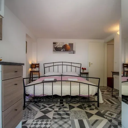 Guest house Carla Novigrad (Istria)